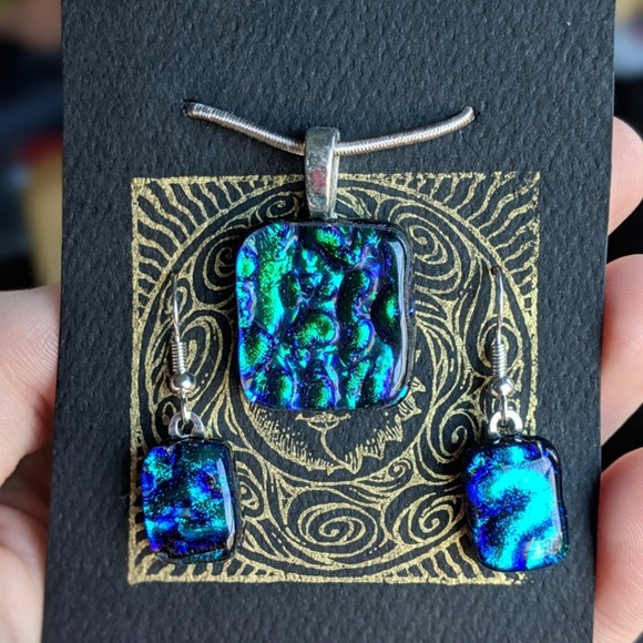 Sea of blue; Glass Dichroic Pendant & Earring Set - Picture 1 of 5